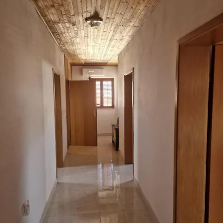 Ivana Apartment *