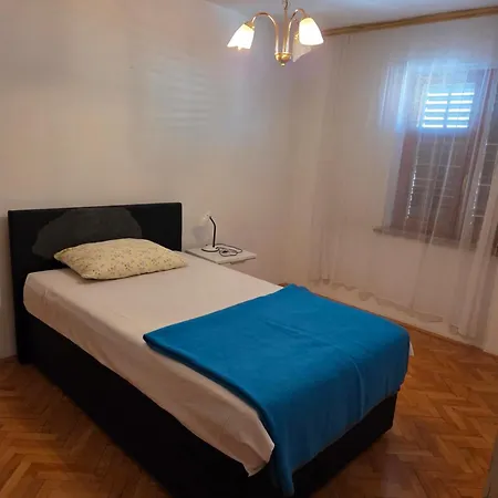 Apartman Ivana *